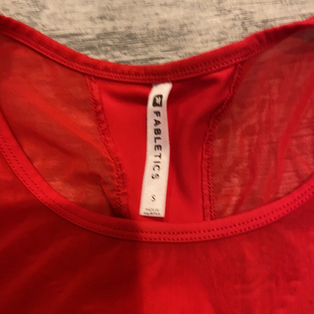 Fabletics Helena Red Mesh Racerback Tank Small - Picture 3 of 5